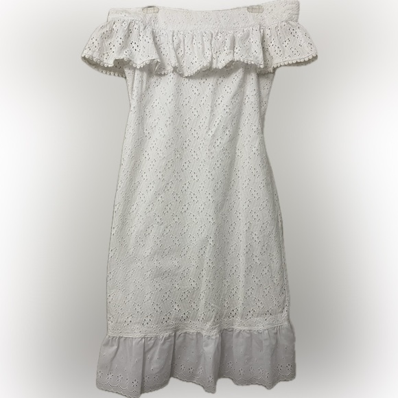 Calvin Klein Off Shoulder White Eyelet Dress Size 8 EUC - Picture 1 of 15